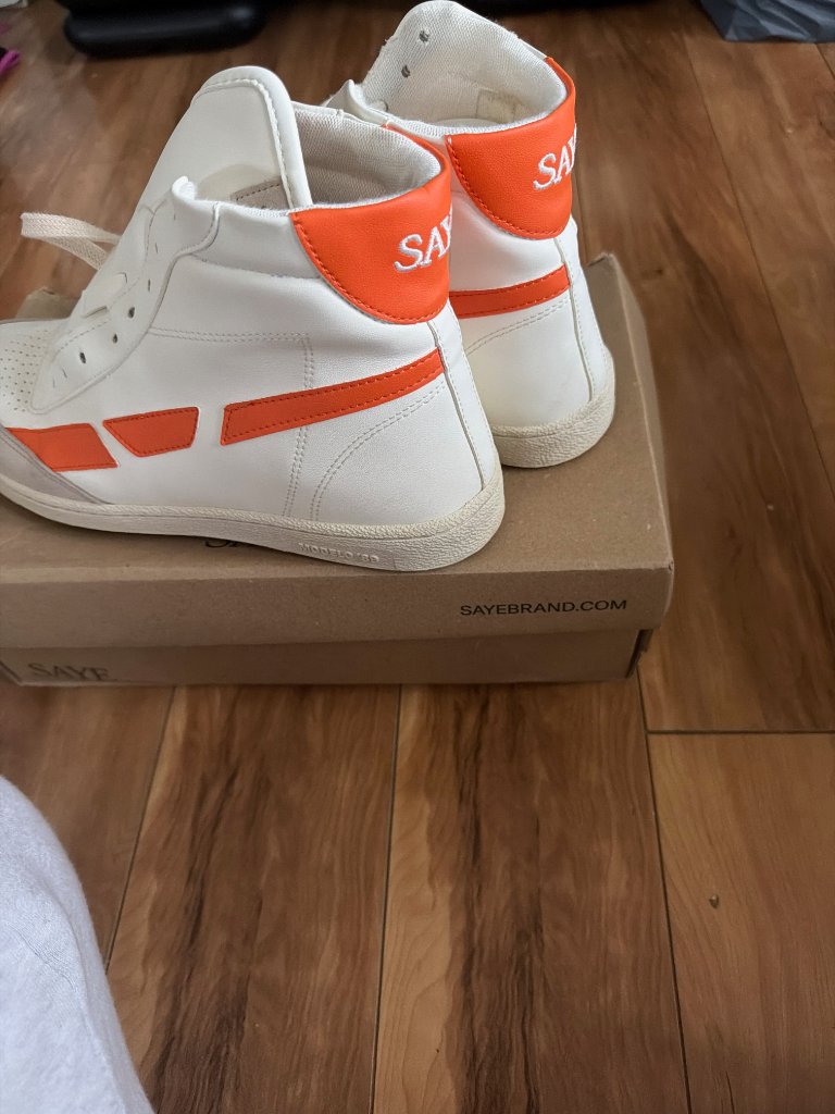 Saye Modelo 89 Vegan Sneakers In White Orange Shoes Vintage — image 2 of 8